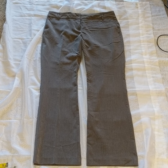🧣B2G1 SALE Van heusen stretch dress pants,gray - Picture 2 of 7